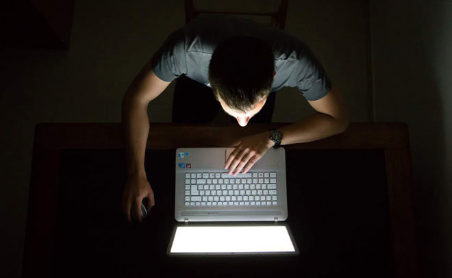 ادمان السهر